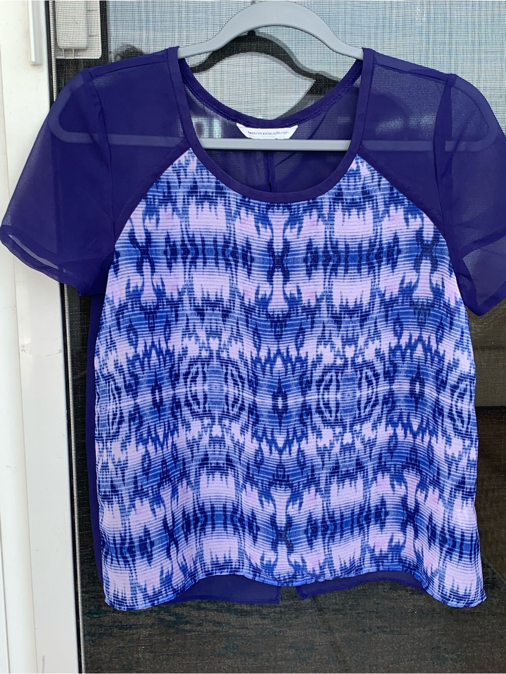 American Eagle Outfitters Purple and Blue Patterned Short Sleeve Top Size S
